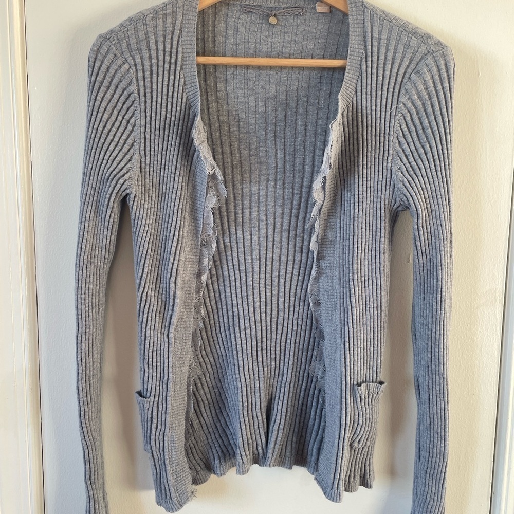 Anthropologie Knitted & Knitted Light Gray Open Ribbed Cardigan Lace Trim S - Picture 4 of 9